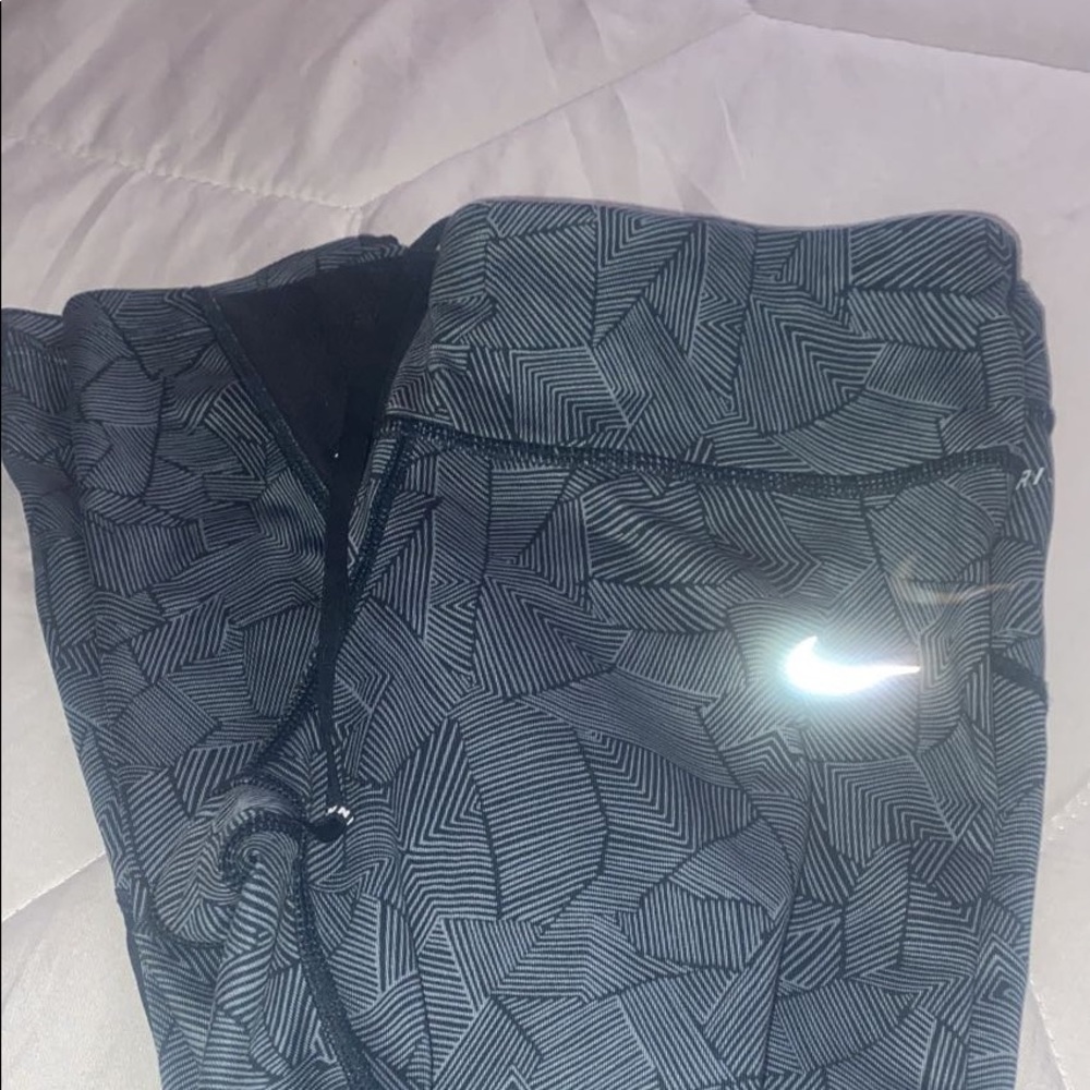 NIKE LEGGINGS